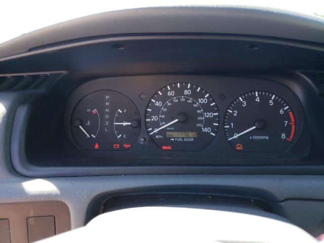 Photo 8 from auction – 2001 TOYOTA CAMRY CE with VIN 4T1BG22K71U017771