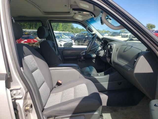Photo 5 from auction – 2004 FORD EXPLORER S with VIN 1FMZU77K94UB64045
