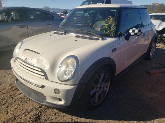 Photo 2 from auction – 2006 MINI COOPER S with VIN WMWRE33506TJ40264