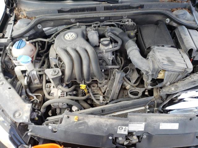 Photo 7 from auction – 2015 VOLKSWAGEN JETTA BASE with VIN 3VW2K7AJ2FM423698