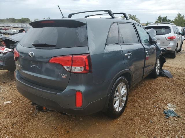 Photo 4 from auction – 2014 KIA SORENTO EX with VIN 5XYKU4A76EG527428