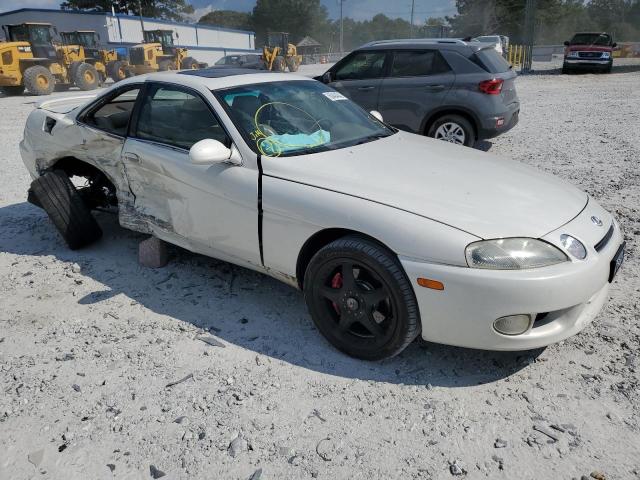 LEXUS SC 400 2000 مع رقم تعريف المركبة JT8CH32Y8Y1003100 - صورة من المزاد