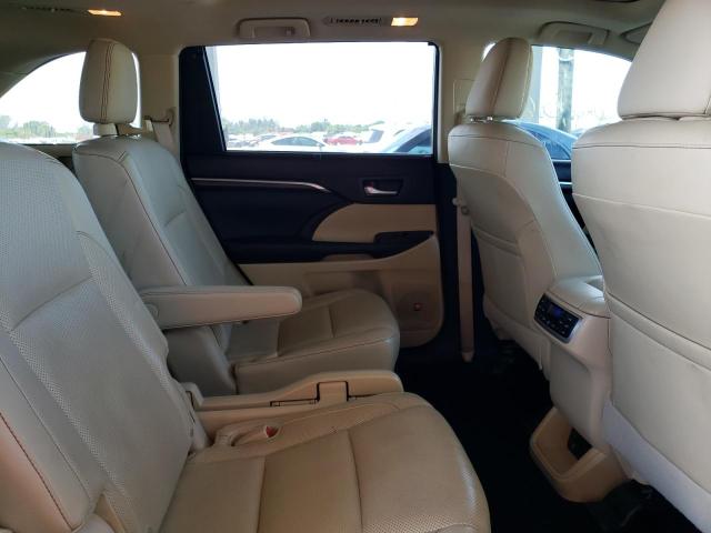 Photo 6 from auction – 2015 TOYOTA HIGHLANDER with VIN 5TDYKRFHXFS102071