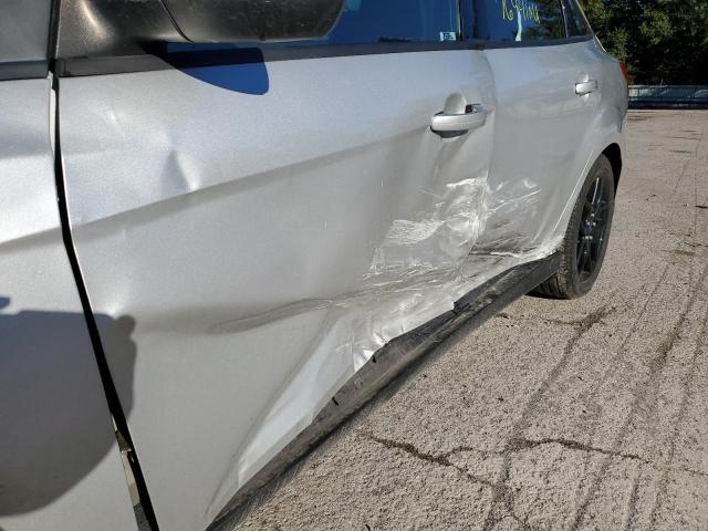 Photo 9 from auction – 2016 FORD FOCUS SE with VIN 1FADP3FE1GL371779