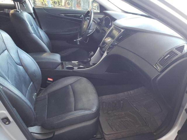 Photo 5 from auction – 2011 HYUNDAI SONATA SE with VIN 5NPEC4AC4BH305102