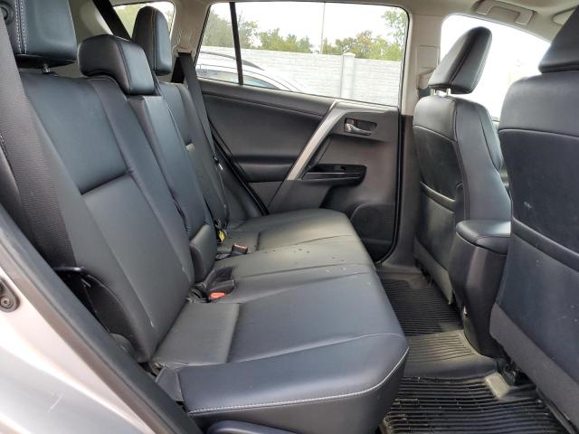 Photo 6 from auction – 2017 TOYOTA RAV4 LIMIT with VIN 2T3DFREV4HW658890