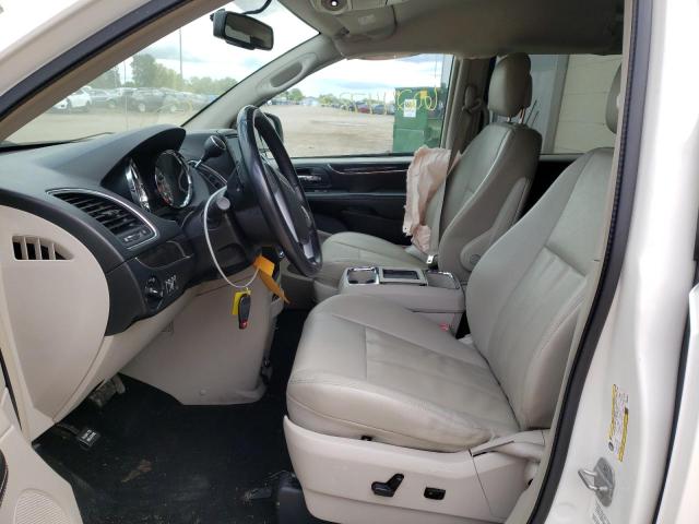 Photo 5 from auction – 2013 CHRYSLER TOWN & COU with VIN 2C4RC1BG5DR529261
