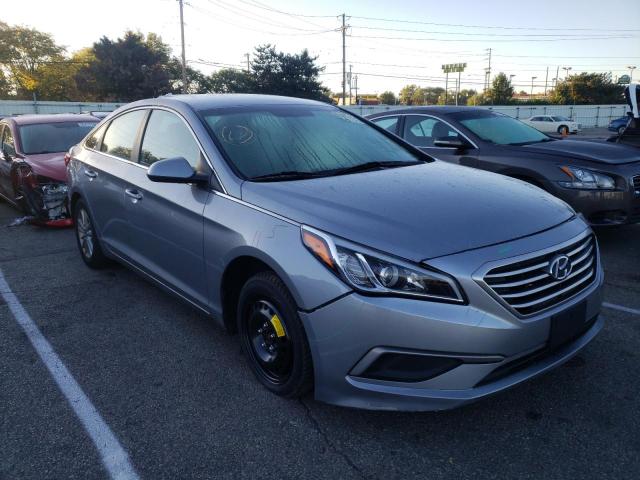 HYUNDAI SONATA SE 2016 with VIN 5NPE24AFXGH267461 - Photo from auction