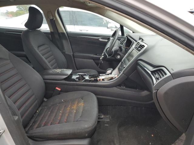 Photo 5 from auction – 2016 FORD FUSION SE with VIN 3FA6P0HD7GR401929