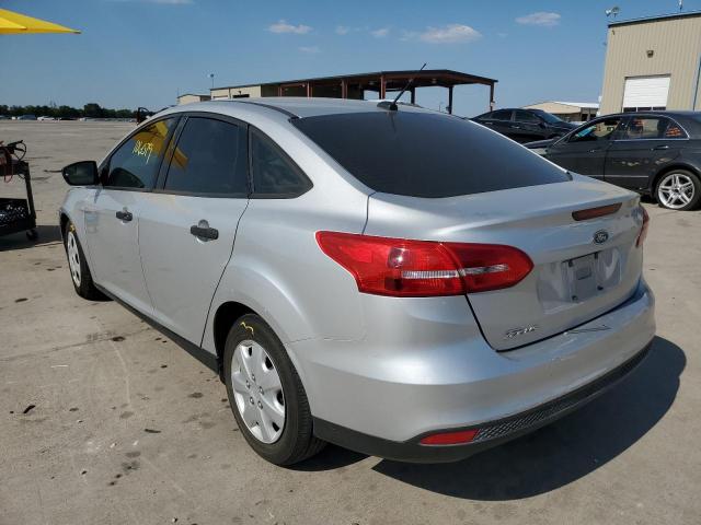 Photo 3 from auction – 2017 FORD FOCUS S with VIN 1FADP3E23HL235355