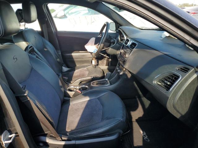Photo 5 from auction – 2013 CHRYSLER 200 LIMITE with VIN 1C3CCBCG1DN701216