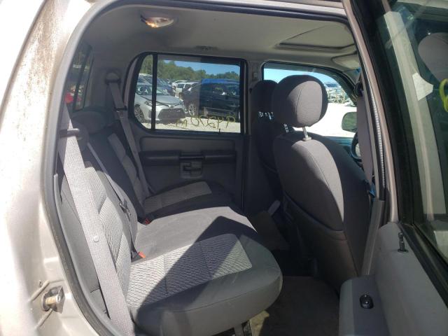 Photo 6 from auction – 2004 FORD EXPLORER S with VIN 1FMZU77K94UB64045