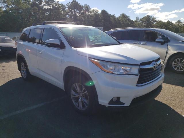 TOYOTA HIGHLANDER 2015 with VIN 5TDBKRFH9FS205519 - Photo from auction