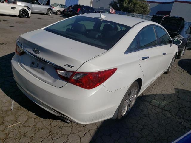 Photo 4 from auction – 2011 HYUNDAI SONATA SE with VIN 5NPEC4AB0BH192823