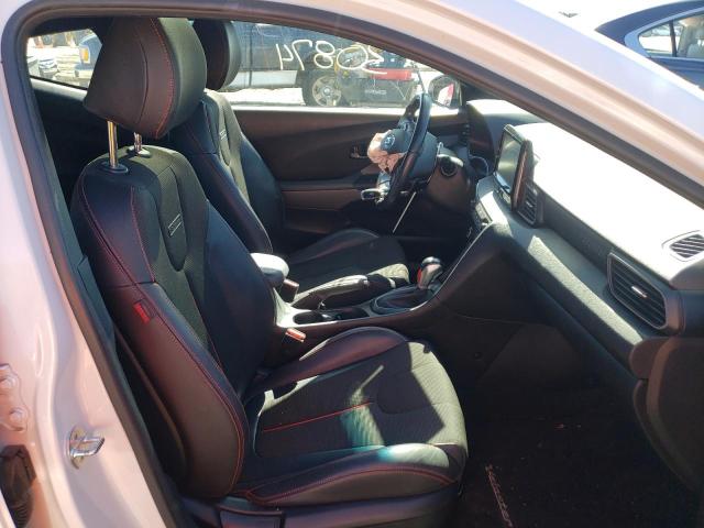 Photo 5 from auction – 2020 HYUNDAI VELOSTER B with VIN KMHTG6AF4LU020937