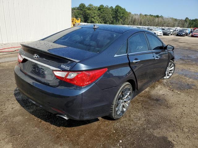 Photo 4 from auction – 2013 HYUNDAI SONATA SE with VIN 5NPEC4ACXDH615189