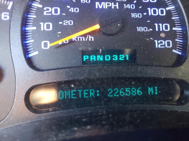 Photo 8 from auction – 2005 CHEVROLET SILVERADO with VIN 1GCHK23U05F899342
