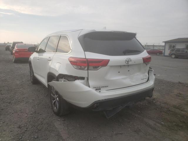 Photo 3 from auction – 2019 TOYOTA HIGHLANDER with VIN 5TDJZRFH8KS921121