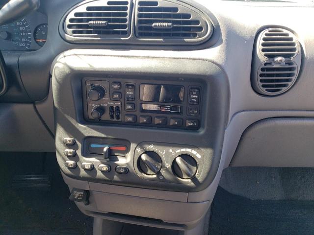 Photo 9 from auction – 2000 DODGE CARAVAN with VIN 2B4GP25R5YR855627