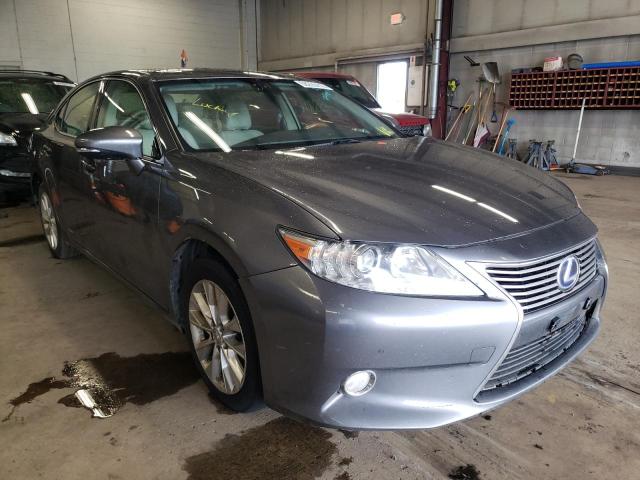 LEXUS ES 300H 2013 with VIN JTHBW1GG0D2035565 - Photo from auction