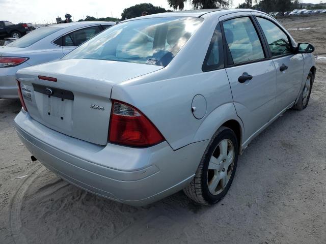 Photo 4 from auction – 2005 FORD FOCUS ZX4 with VIN 1FAFP34N55W181734