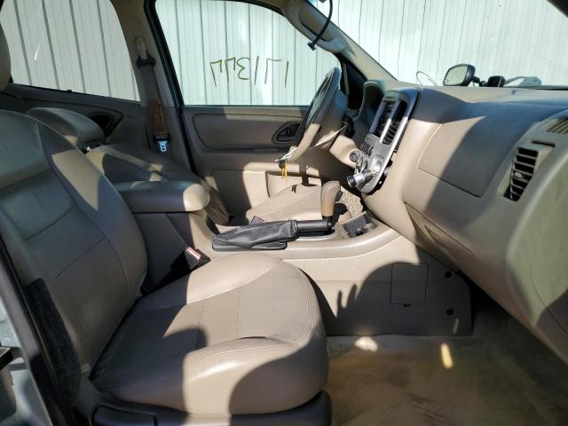 Photo 5 from auction – 2006 FORD ESCAPE LIM with VIN 1FMCU94136KB34518