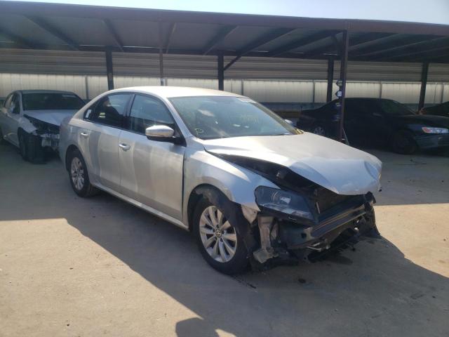 VOLKSWAGEN PASSAT S 2015 with VIN 1VWAT7A3XFC076102 - Photo from auction