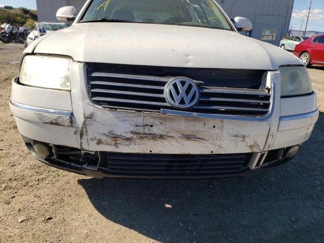 Photo 9 from auction – 2004 VOLKSWAGEN PASSAT GLX with VIN WVWWH63B44E170891