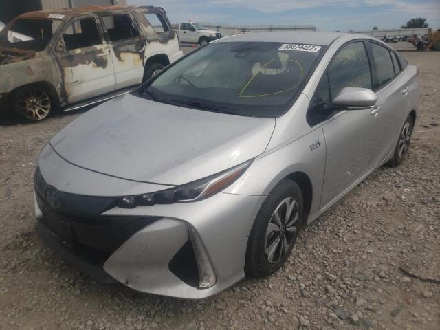Photo 2 from auction – 2017 TOYOTA PRIUS PRIM with VIN JTDKARFP8H3051173