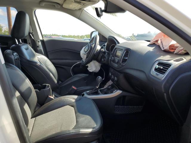 Photo 5 from auction – 2018 JEEP COMPASS LA with VIN 3C4NJDBB6JT434985