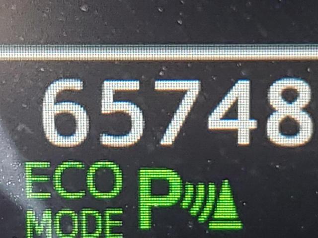 Photo 8 from auction – 2017 TOYOTA RAV4 LIMIT with VIN 2T3DFREV4HW658890