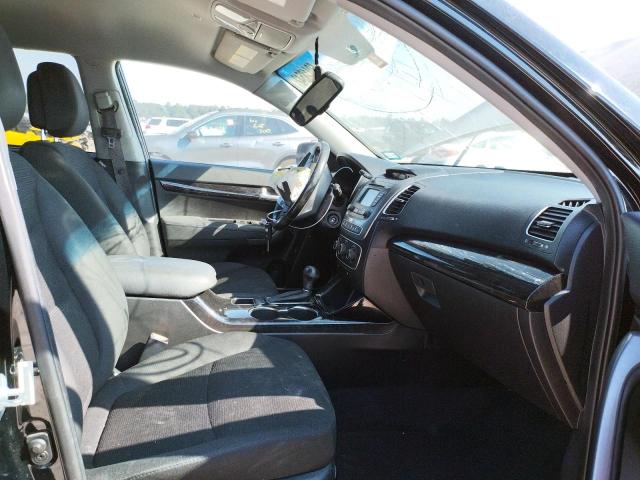Photo 5 from auction – 2015 KIA SORENTO LX with VIN 5XYKT4A65FG646759