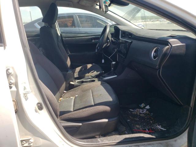Zdjęcie 5 z aukcji – 2017 TOYOTA COROLLA L z VIN 5YFBURHE8HP642811