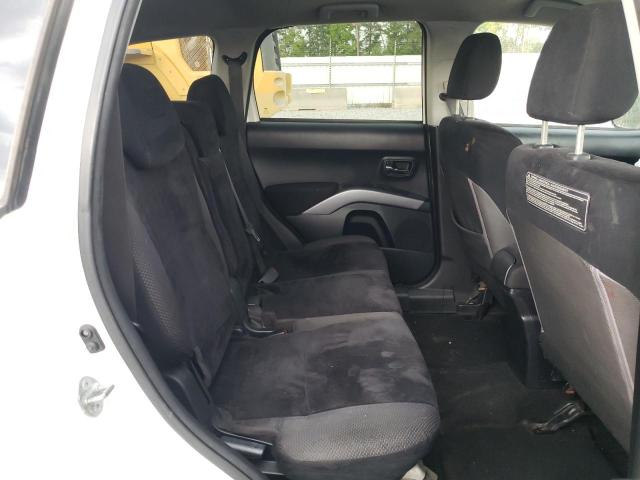 Photo 6 from auction – 2010 MITSUBISHI OUTLANDER with VIN JA4AT2AW2AZ007193