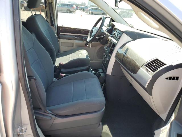 Photo 5 from auction – 2010 DODGE GRAND CARA with VIN 2D4RN5D14AR200463
