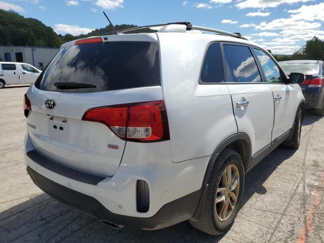 Photo 4 from auction – 2015 KIA SORENTO LX with VIN 5XYKT4A65FG569861