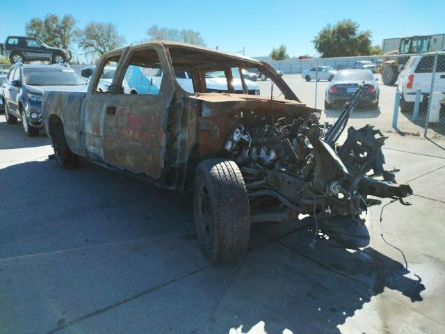 CHEVROLET SILVERADO 2004 with VIN 2GCEC19T041301748 - Photo from auction