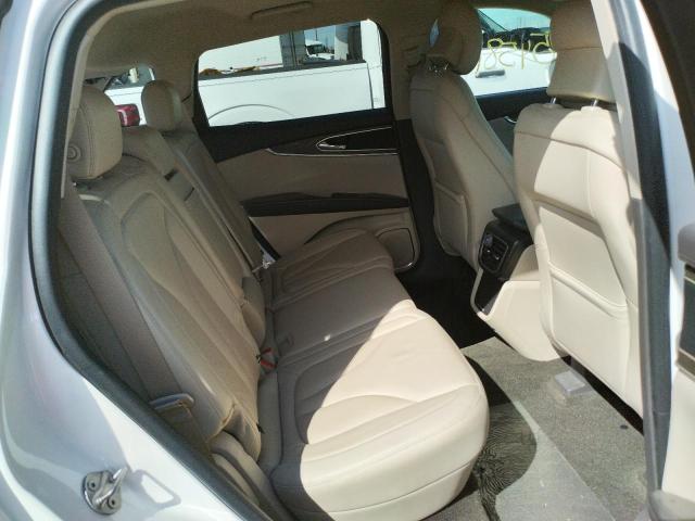 Photo 6 from auction – 2019 LINCOLN NAUTILUS S with VIN 2LMPJ6K95KBL47349