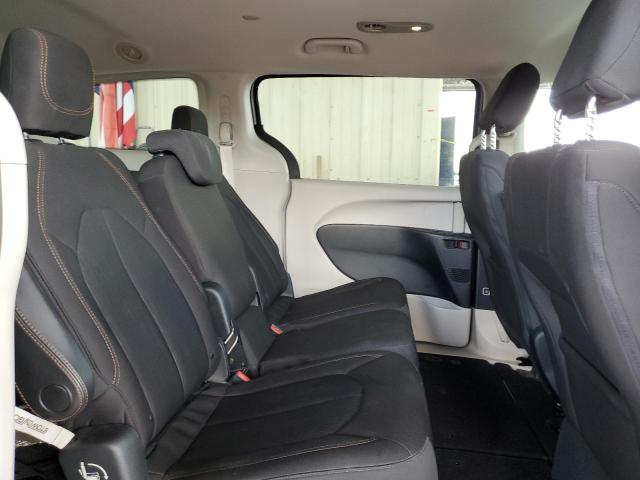 Photo 6 from auction – 2017 CHRYSLER PACIFICA L with VIN 2C4RC1CG9HR598247