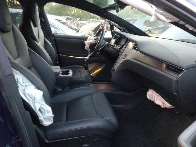 Photo 5 from auction – 2018 TESLA MODEL X with VIN 5YJXCDE2XJF103422