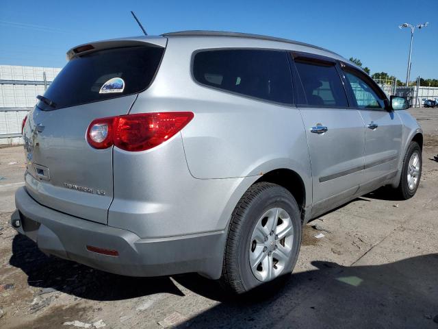 Photo 4 from auction – 2011 CHEVROLET TRAVERSE L with VIN 1GNKVFED8BJ260238