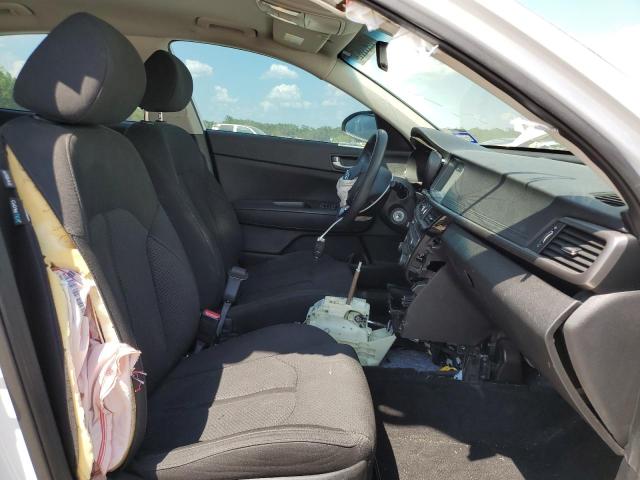 Photo 5 from auction – 2018 KIA OPTIMA LX with VIN 5XXGT4L33JG215634