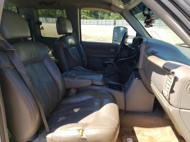 Photo 5 from auction – 2000 CHEVROLET SILVERADO with VIN 2GCEK19T2Y1143499