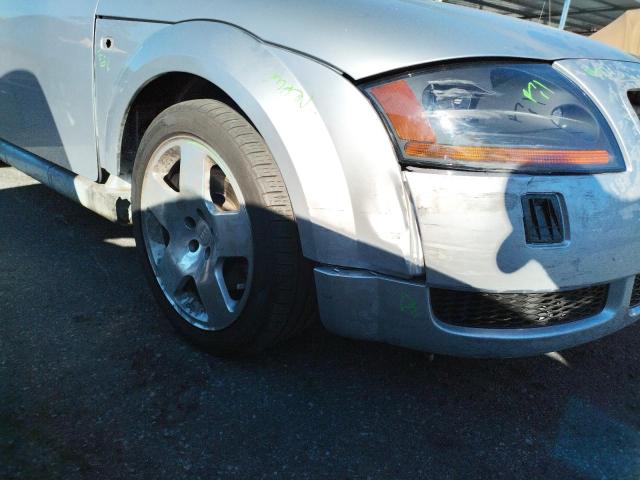 Photo 9 from auction – 2001 AUDI TT QUATTRO with VIN TRUUT28N611025135