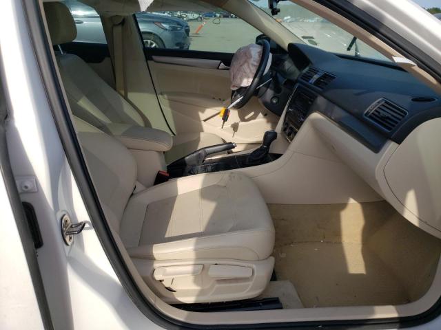 Photo 5 from auction – 2014 VOLKSWAGEN PASSAT S with VIN 1VWAT7A38EC119284