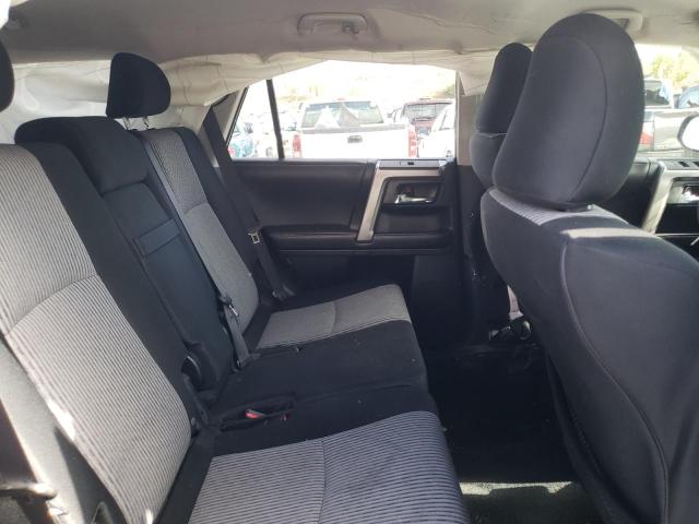 Photo 6 from auction – 2016 TOYOTA 4RUNNER SR with VIN JTEBU5JR2G5379857