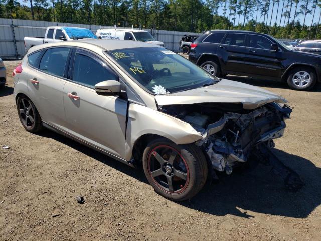 FORD FOCUS SE 2015 with VIN 1FADP3K20FL264586 - Photo from auction