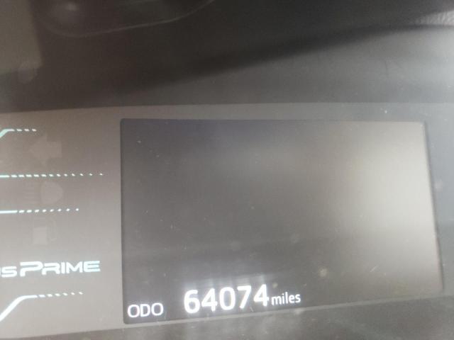 Photo 8 from auction – 2017 TOYOTA PRIUS PRIM with VIN JTDKARFP8H3051173