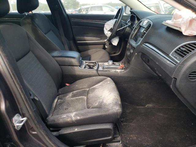 Photo 5 from auction – 2019 CHRYSLER 300 TOURIN with VIN 2C3CCAAG1KH582487