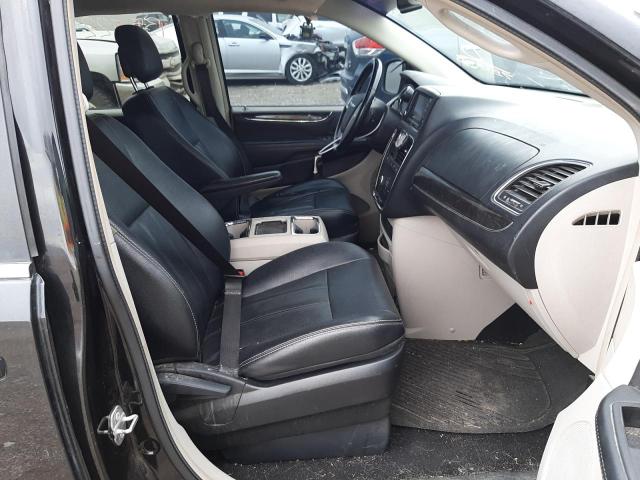 Photo 5 from auction – 2015 CHRYSLER TOWN & COU with VIN 2C4RC1BG1FR751363